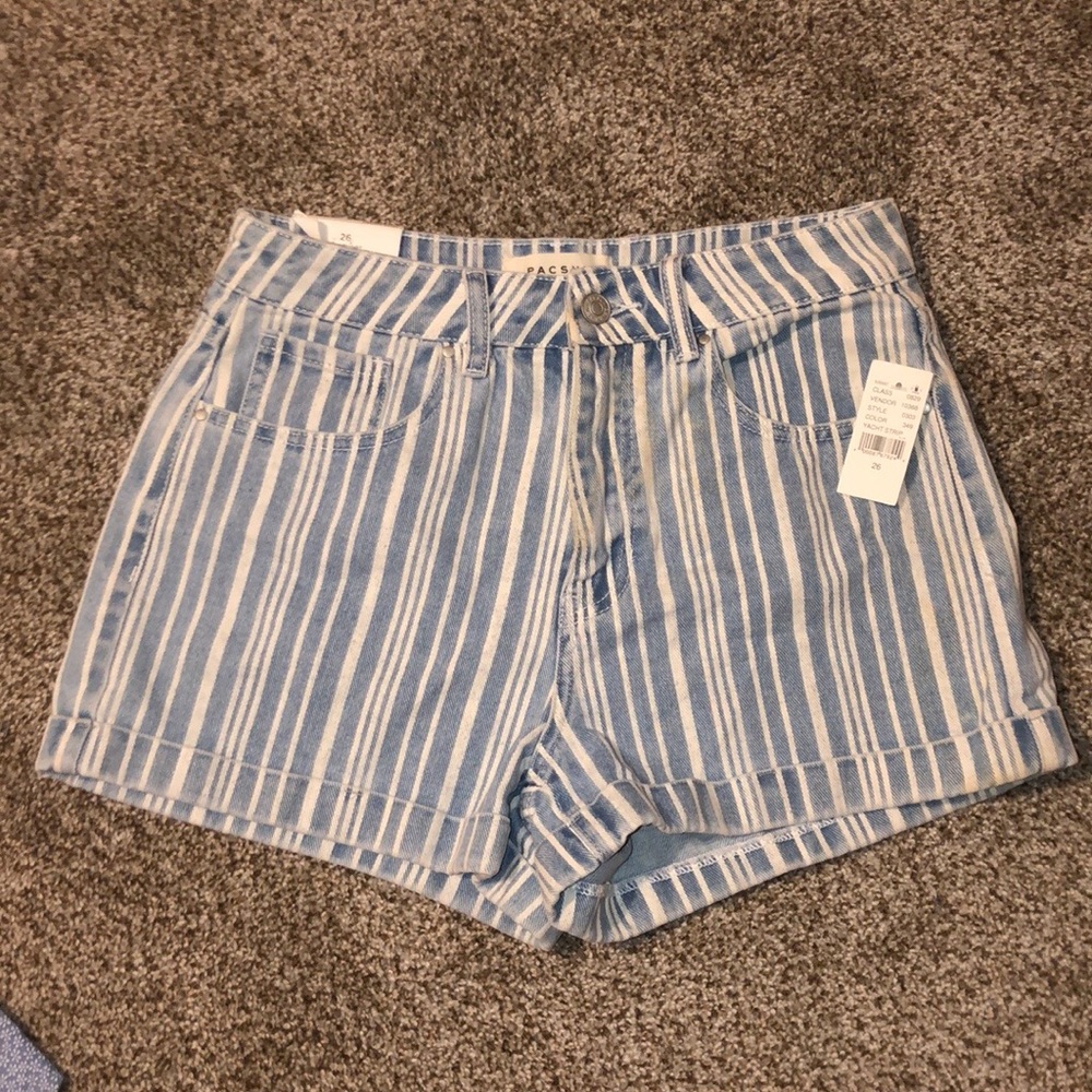 MOM JEAN SHORTS PIN STRIPE PACSUN